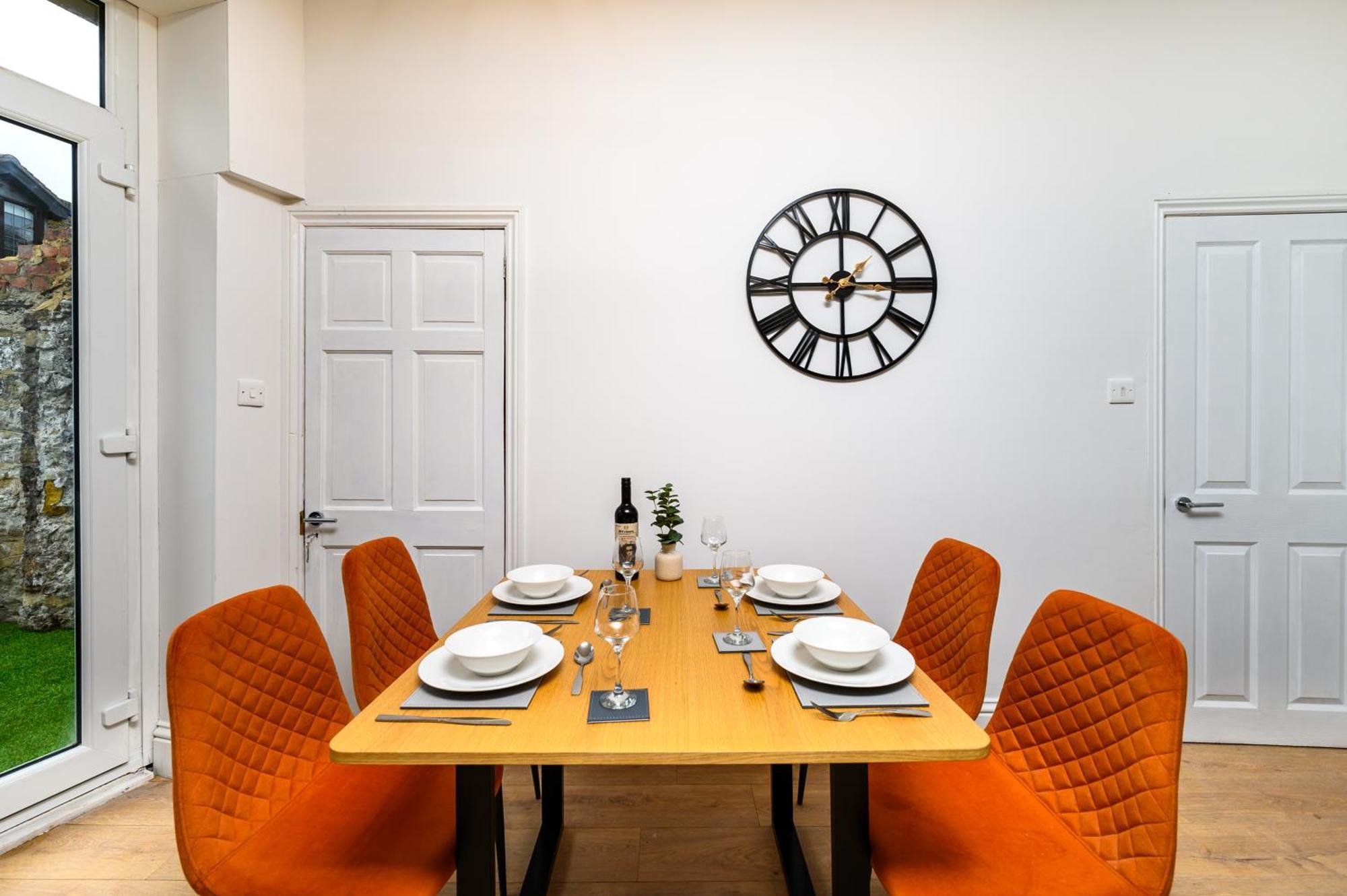 Stunning House Sleeps 7 - Parking Villa Бъкстън Екстериор снимка